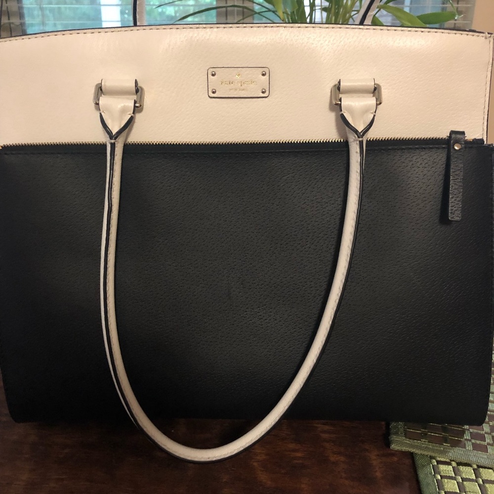 Kate spade purse